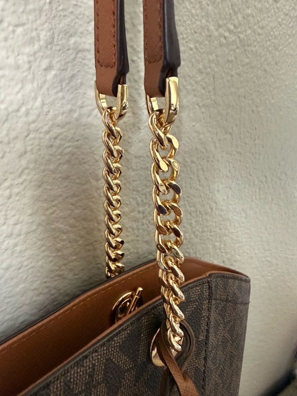 Michael Kors Jet Set -Dark Brown MK Signature Logo Shoulder Bag - Picture 10 of 15